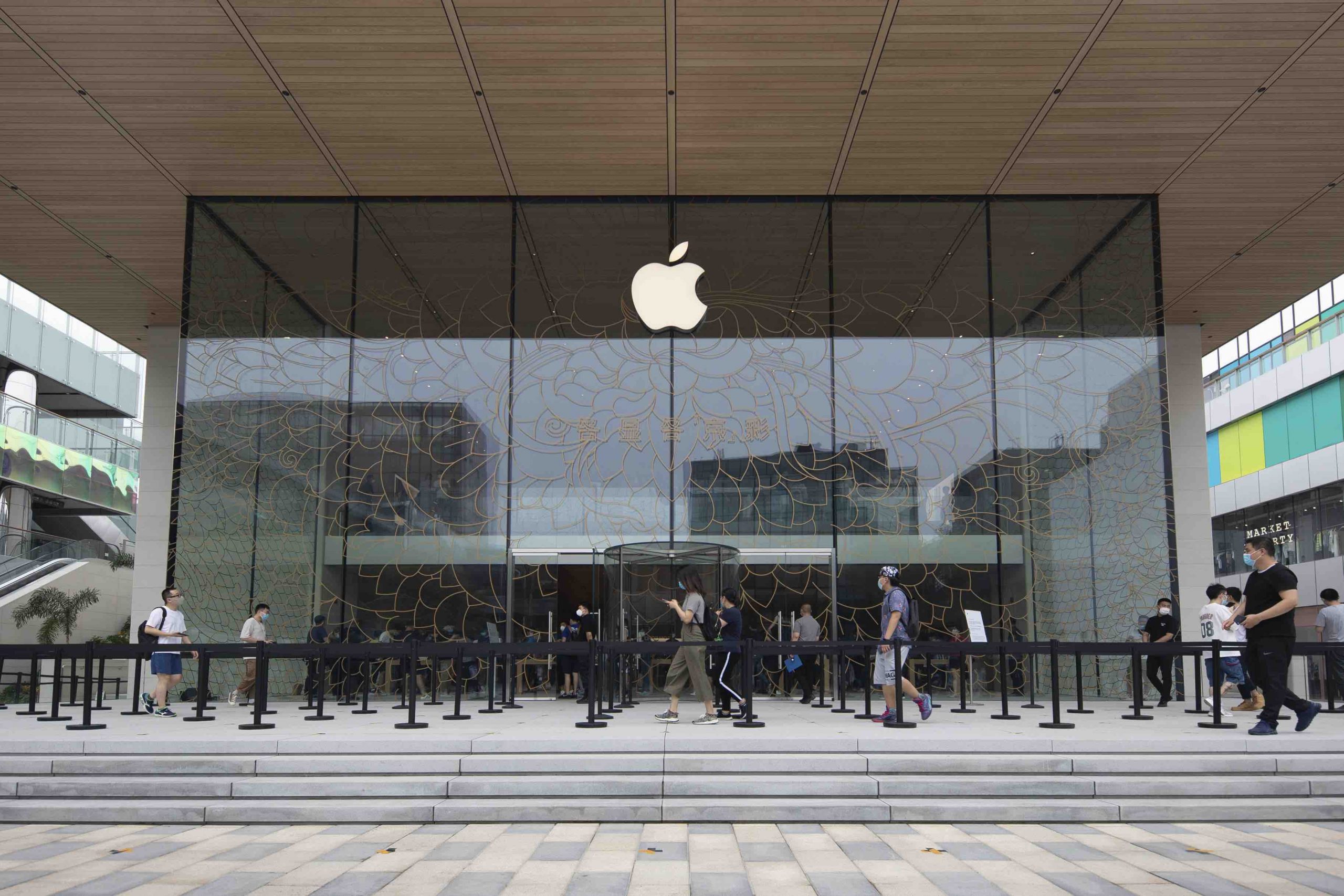 Apple commits to 2030 net-zero emissions target | RenewEconomy