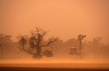 Drought dust storm small iStock-1183248853