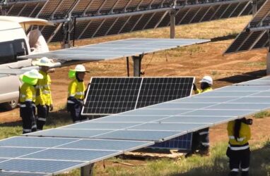 avonlie solar farm workers beon